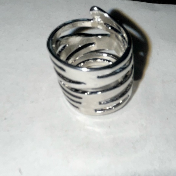Vintage Punk Ring !! Silver Wrap Solid Metal. SZ- 5 New! - Picture 6 of 8